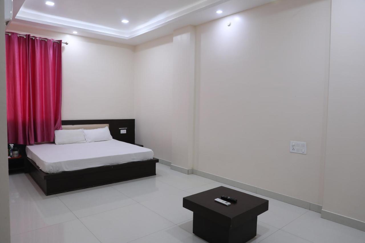 Hotel Shri Siddhivinayak Bina-Etawa Extérieur photo