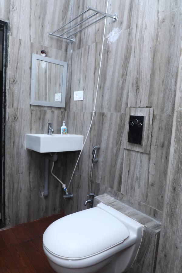 Hotel Shri Siddhivinayak Bina-Etawa Extérieur photo